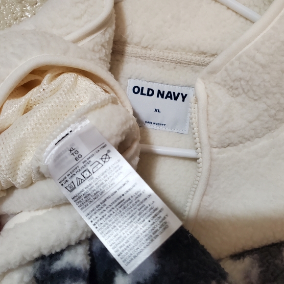 ●SOLD● NWT Men's Old Navy Polar Bear Sherpa Fleece Quarter Zip Sweater XL - Picture 5 of 7